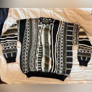 Quality warm sweater. 100% Cotton! Made in Canada